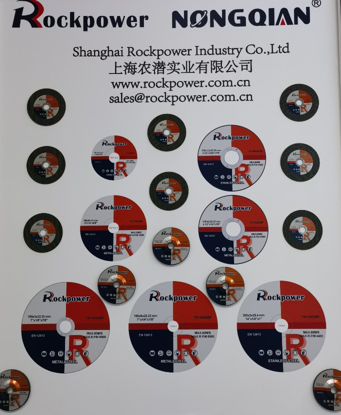 Are angle grinder blades universal?